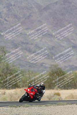 media/Oct-30-2025-Racers Edge (Thu) [[dabbdaf680]]/3-B Group/Session 5 (Turn 6)/